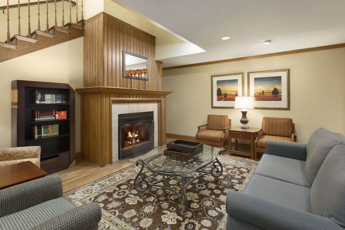 Imagen de los interiores del Hotel Country Inn and Suites by Radisson, Rochester, MN. Foto 14