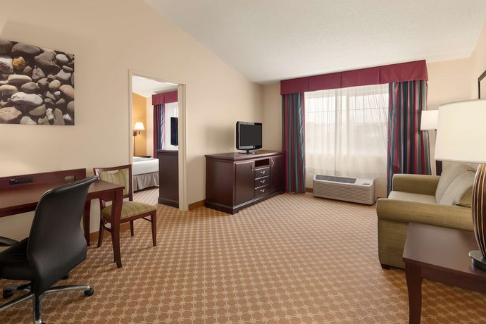 Imagen de la habitación del Hotel Country Inn and Suites by Radisson, Sioux Falls, SD. Foto 14