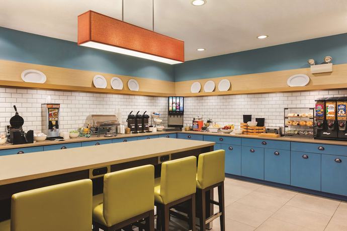 Imagen del bar/restaurante del Hotel Country Inn and Suites by Radisson, Springfield, OH. Foto 3