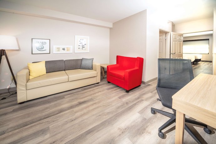 Imagen de la habitación del Hotel Country Inn and Suites by Radisson, Stone Mountain, GA. Foto 3