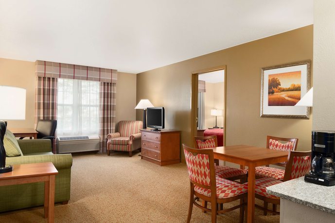 Imagen de la habitación del Hotel Country Inn and Suites by Radisson, Sycamore, IL. Foto 4