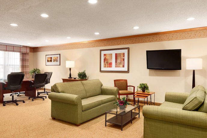 Imagen de los interiores del Hotel Country Inn and Suites by Radisson, Sycamore, IL. Foto 10