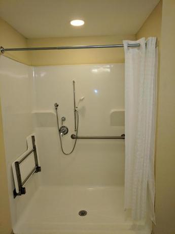 Imagen de la habitación del Hotel Country Inn and Suites by Radisson, Tallahassee Northwest I-10, FL. Foto 10
