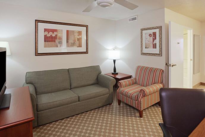 Imagen de la habitación del Hotel Country Inn and Suites by Radisson, West Valley City. Foto 11