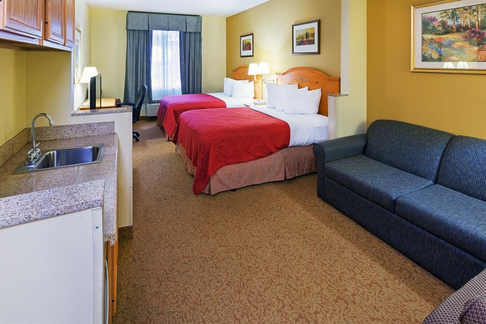 Imagen de los interiores del Hotel Country Inns and Suites. Foto 10