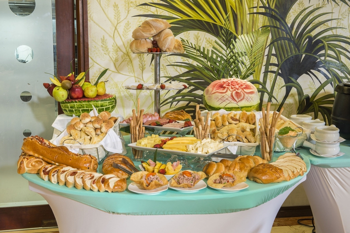 Imagen del bar/restaurante del Hotel Country International. Foto 5