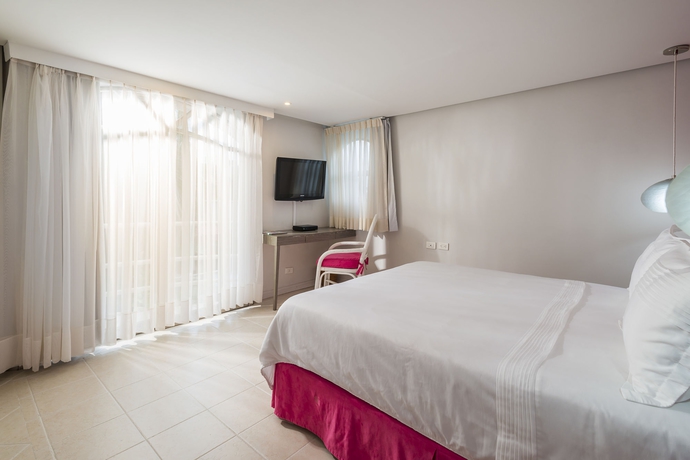 Imagen de la habitación del Hotel Country International. Foto 12