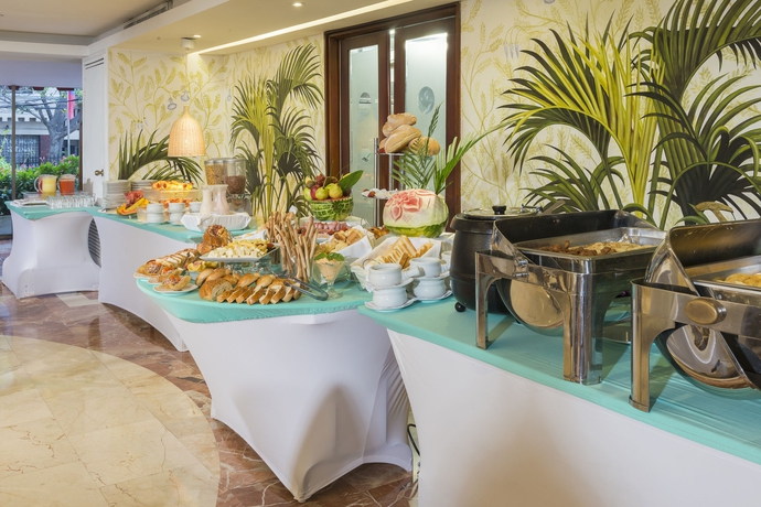 Imagen del bar/restaurante del Hotel Country International. Foto 6