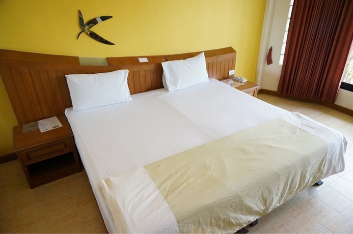 Imagen de la habitación del Hotel Country Lakeview. Foto 10