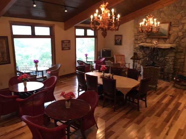 Imagen de los interiores del Hotel Country Mountain Inn, Eureka Springs. Foto 13