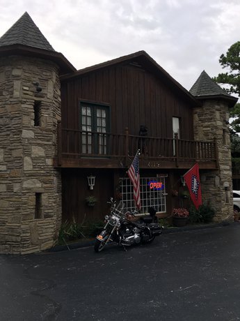 Imagen general del Hotel Country Mountain Inn, Eureka Springs. Foto 3