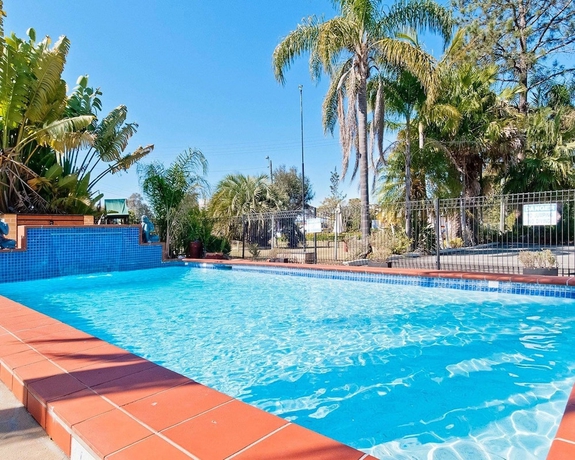 Imagen de la piscina del Hotel Country Plaza Motel Taree. Foto 17