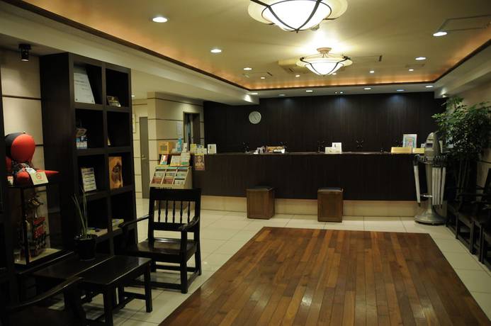 Imagen de los interiores del Hotel Country Takayama. Foto 10