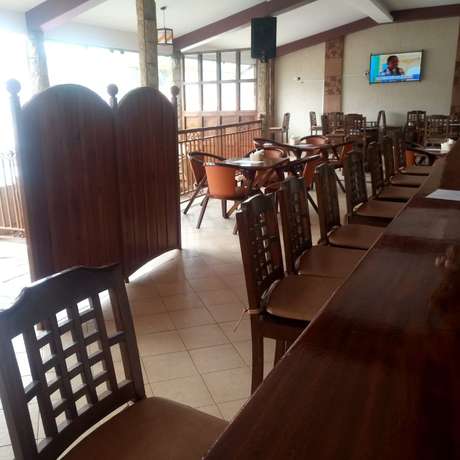 Imagen del bar/restaurante del Hotel Countryhouse Inn. Foto 3