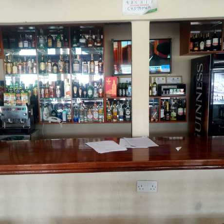 Imagen del bar/restaurante del Hotel Countryhouse Inn. Foto 4
