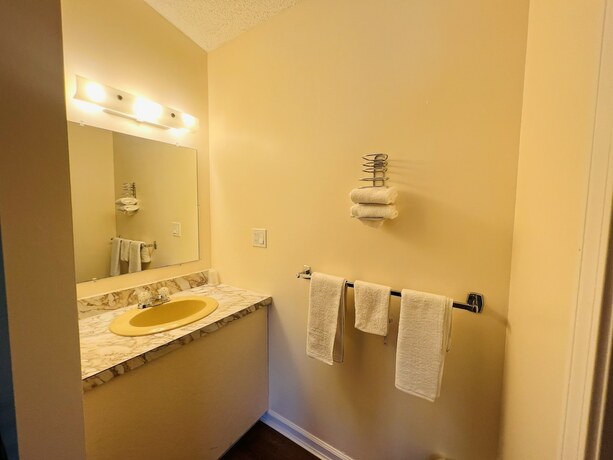 Imagen general del Hotel Countryside Inn, Lake George. Foto 5