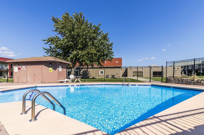 Imagen de los exteriores del Hotel Countryside Suites Kansas City Independence I-70e Sports Complex. Foto 15