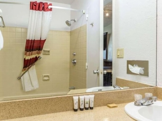 Imagen de la habitación del Hotel Countryside Suites Kansas City Independence I-70e Sports Complex. Foto 9