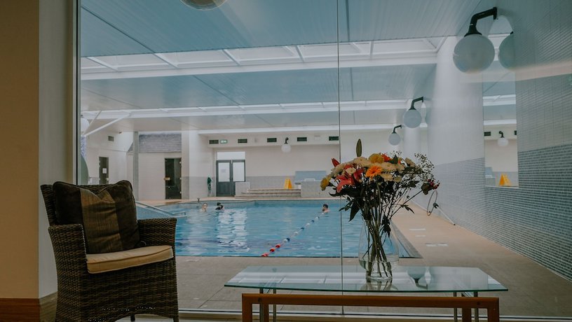 Imagen de la piscina del Hotel County Arms Birr. Foto 20