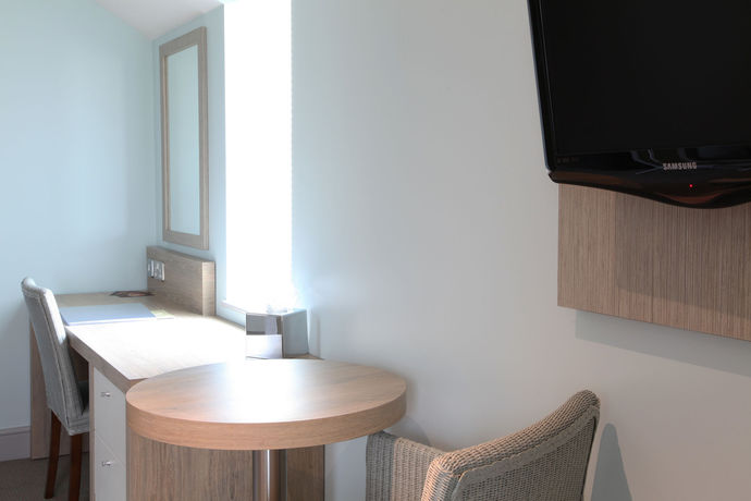 Imagen del bar/restaurante del Hotel County Arms. Foto 2