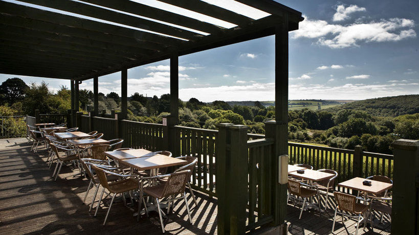 Imagen del bar/restaurante del Hotel County Arms. Foto 3