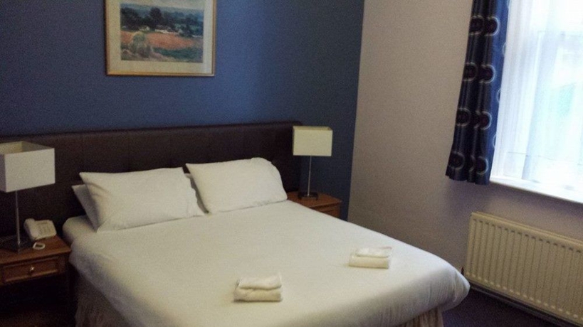 Imagen de la habitación del Hotel County. Foto 11