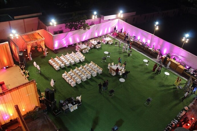 Imagen de los exteriores del Hotel County Inn, JAIPUR. Foto 26