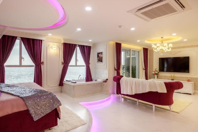 Imagen de la habitación del Hotel Couple Retreats - Romantic Apartment. Foto 13