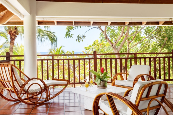 Imagen de los exteriores del Hotel Couples Swept Away All Inclusive. Foto 9