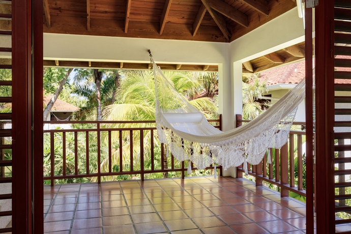 Imagen de los exteriores del Hotel Couples Swept Away All Inclusive. Foto 10