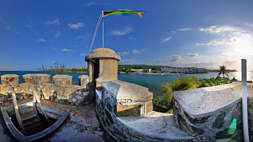 Imagen de los exteriores del Hotel Couples Tower Isle All Inclusive. Foto 6
