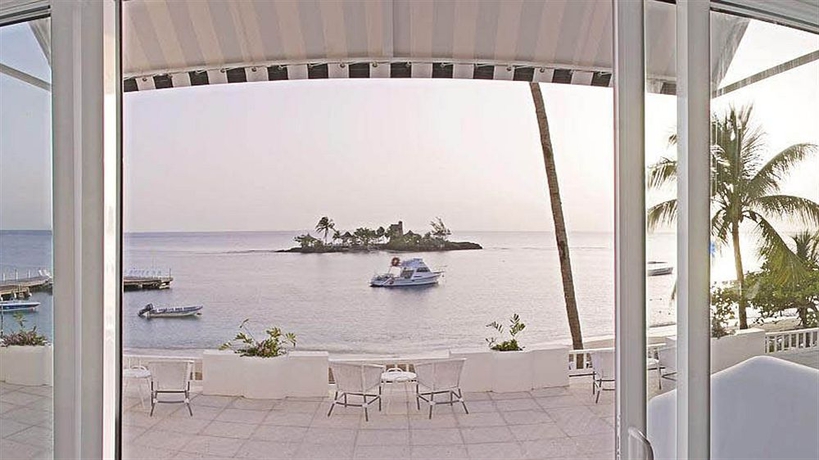 Imagen de los exteriores del Hotel Couples Tower Isle All Inclusive. Foto 7