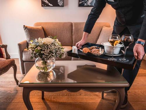 Imagen de la habitación del Hotel Cour Du Corbeau Strasbourg - Mgallery. Foto 14