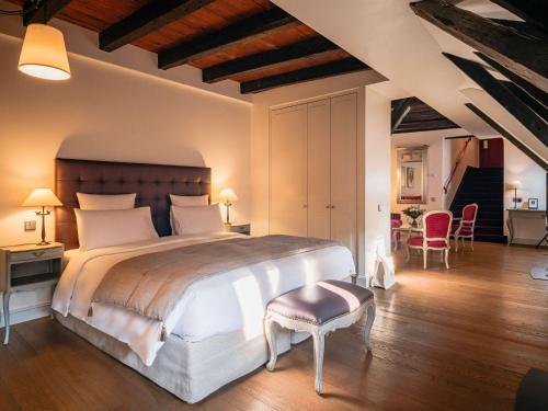 Imagen de la habitación del Hotel Cour Du Corbeau Strasbourg - Mgallery. Foto 8