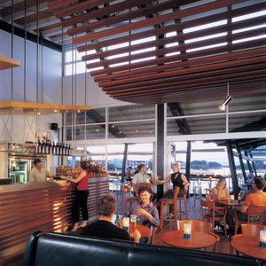 Imagen del bar/restaurante del Hotel Couran Cove Island Resort. Foto 3