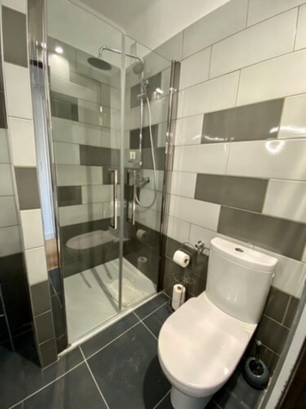 Imagen de la habitación del Hotel Courbet. Foto 16