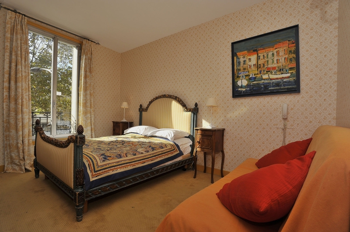 Imagen de la habitación del Hotel Courseine. Foto 8