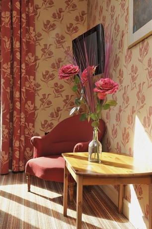 Imagen de los interiores del Hotel Courseine. Foto 15