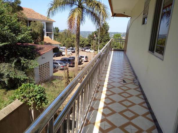 Imagen de la habitación del Hotel Court Lane. Foto 2