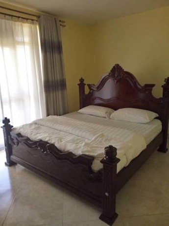 Imagen de la habitación del Hotel Court Lane. Foto 7