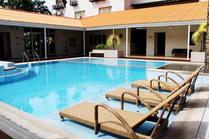 Imagen general del Hotel Court Meridian And Suites. Foto 1
