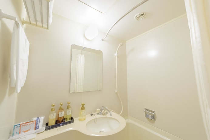 Imagen de la habitación del Hotel Court Mito. Foto 11