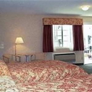 Imagen de la habitación del Hotel Court Plaza Inn and Suites. Foto 6
