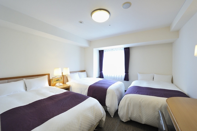 Imagen de la habitación del Hotel Court Shinyokohama. Foto 2