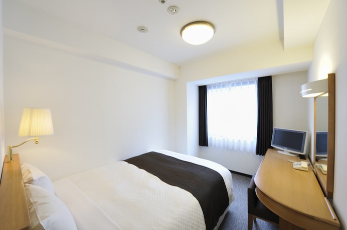 Imagen de la habitación del Hotel Court Shinyokohama. Foto 4
