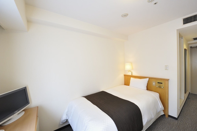 Imagen de la habitación del Hotel Court Shinyokohama. Foto 7