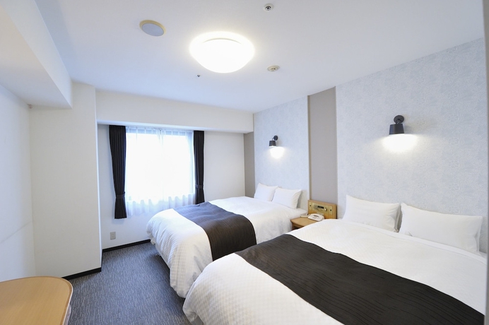 Imagen de la habitación del Hotel Court Shinyokohama. Foto 8