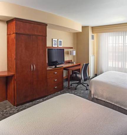 Imagen de la habitación del Hotel Courtyard Aberdeen At Ripken Stadium. Foto 7