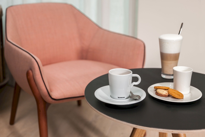 Imagen del bar/restaurante del Hotel Courtyard Amsterdam Arena Atlas. Foto 4