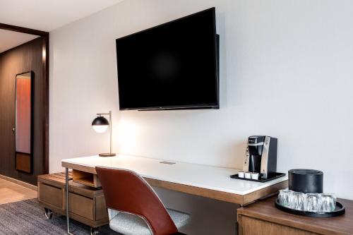 Imagen de la habitación del Hotel Courtyard Anaheim Resort/convention Center. Foto 17